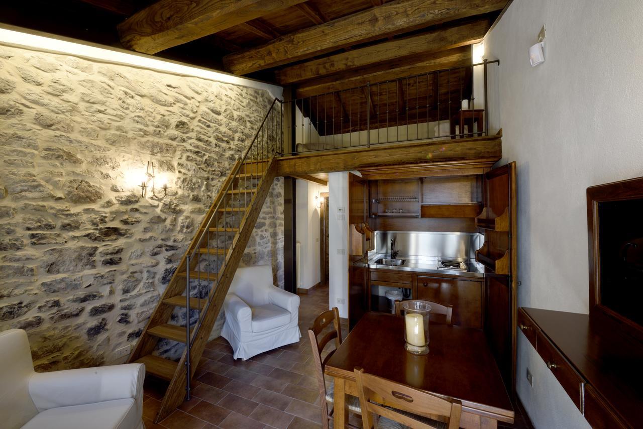 Borgotufi Albergo Diffuso Castel del Giudice Exterior foto