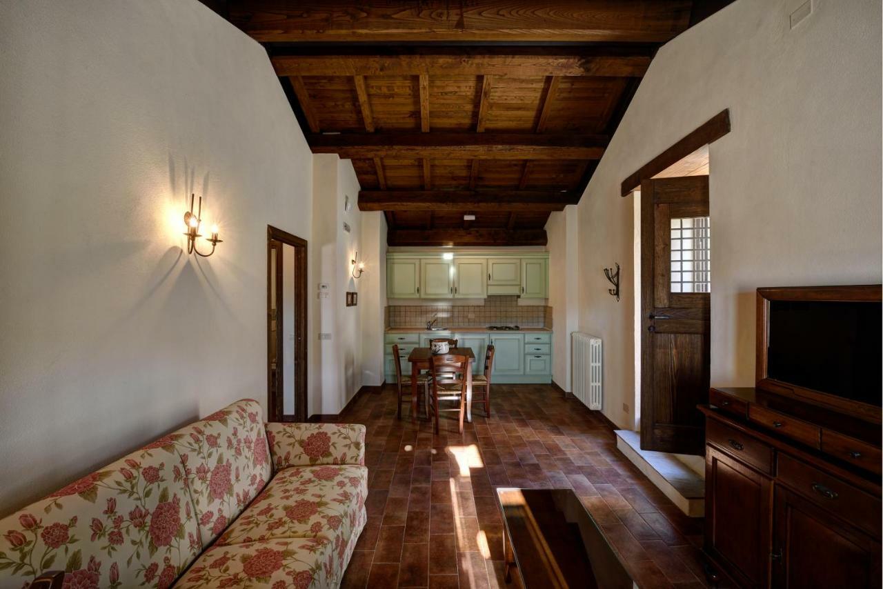 Borgotufi Albergo Diffuso Castel del Giudice Exterior foto