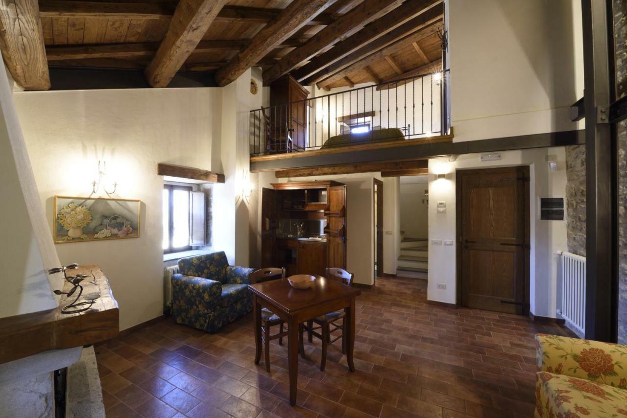 Borgotufi Albergo Diffuso Castel del Giudice Exterior foto